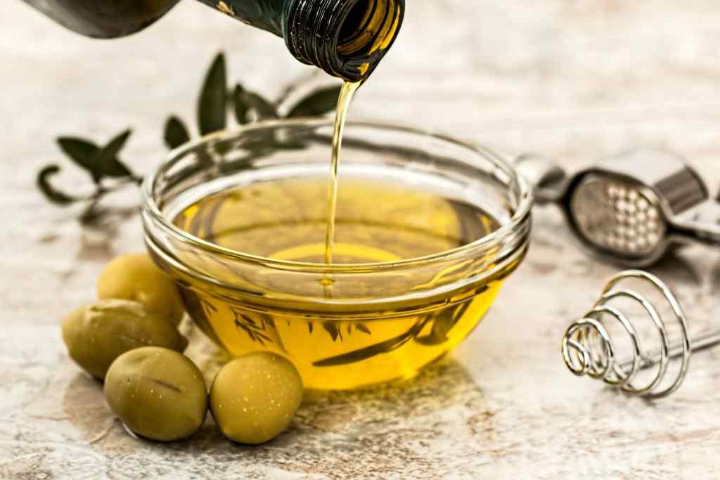 Oil: Foods You Should Not Refrigerate