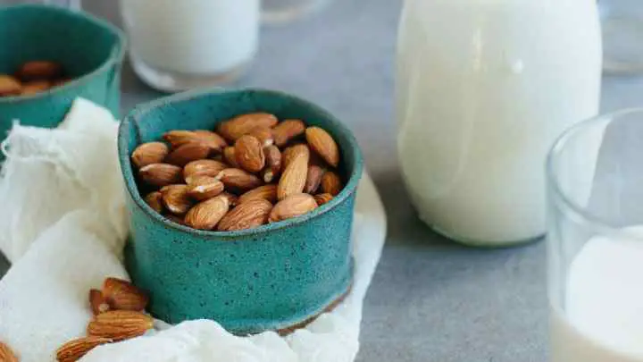 almond milk for weight gain - cheffist