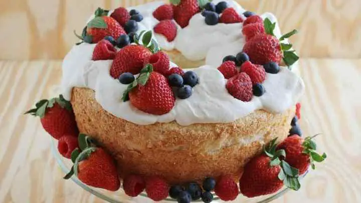 can-diabetics-eat-cheesecake-angel-food-cake-cheffist