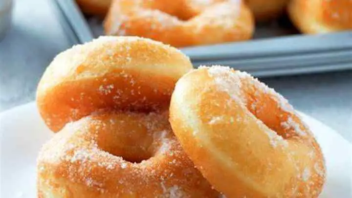 fried-doughnuts-cheffist