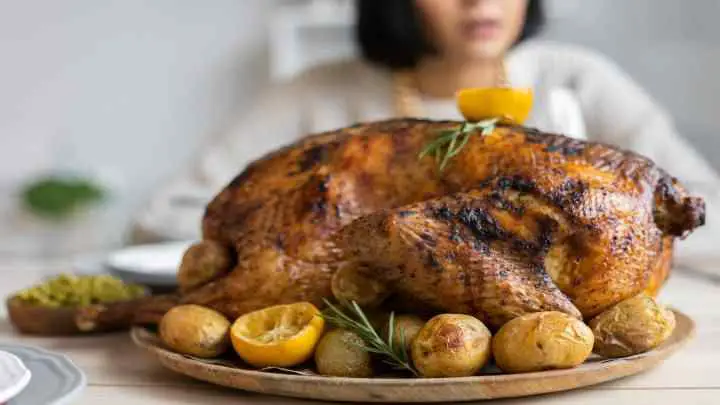 20 lb turkey feeds how many - cheffist