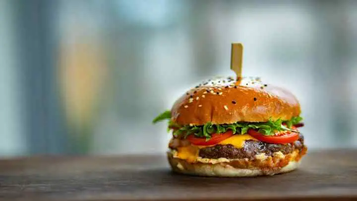 are medium rare burgers safe - cheffist