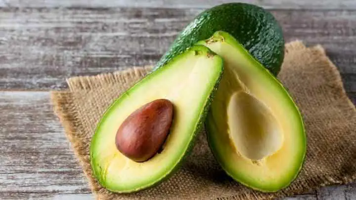 do avocados last longer in the fridge - cheffist
