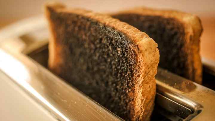 is burnt toast good for your stomach