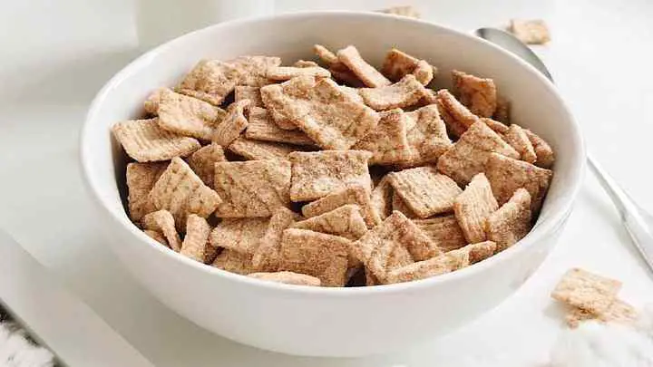 bowl of cinnamon toast crunch calories - cheffist