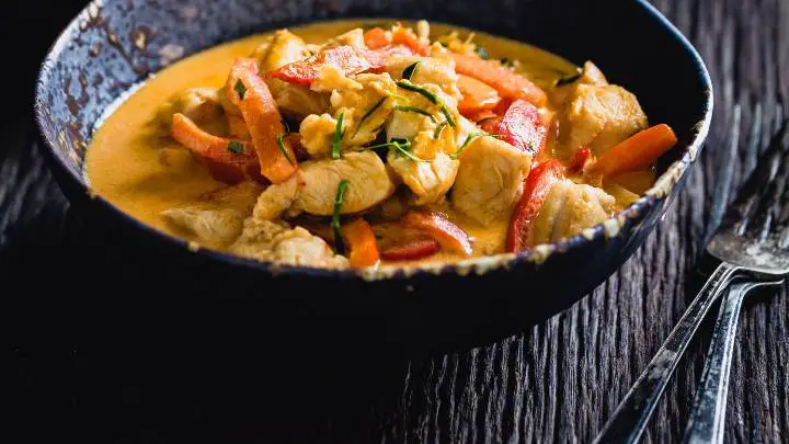 how-to-thicken-thai-curry-cheffist