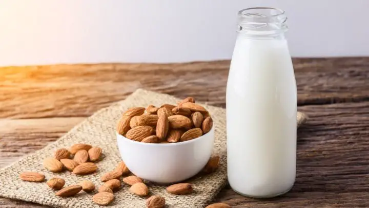 is almond milk good for gastritis - cheffist