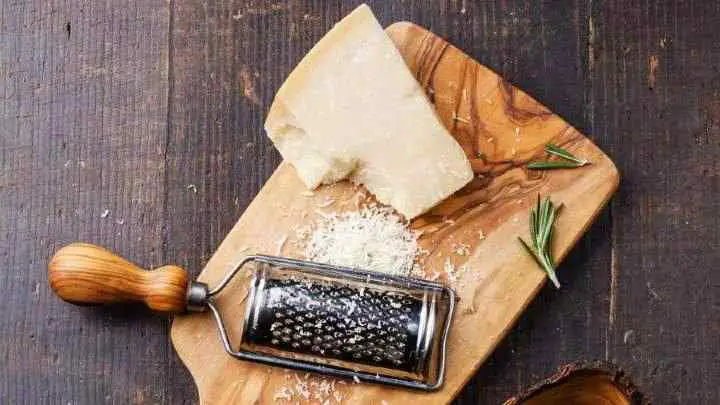 is parmesan cheese gluten-free - cheffist