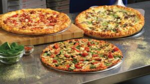 What Are The Sizes Of Domino's Regular, Medium, Large & X-Large Pizza ...